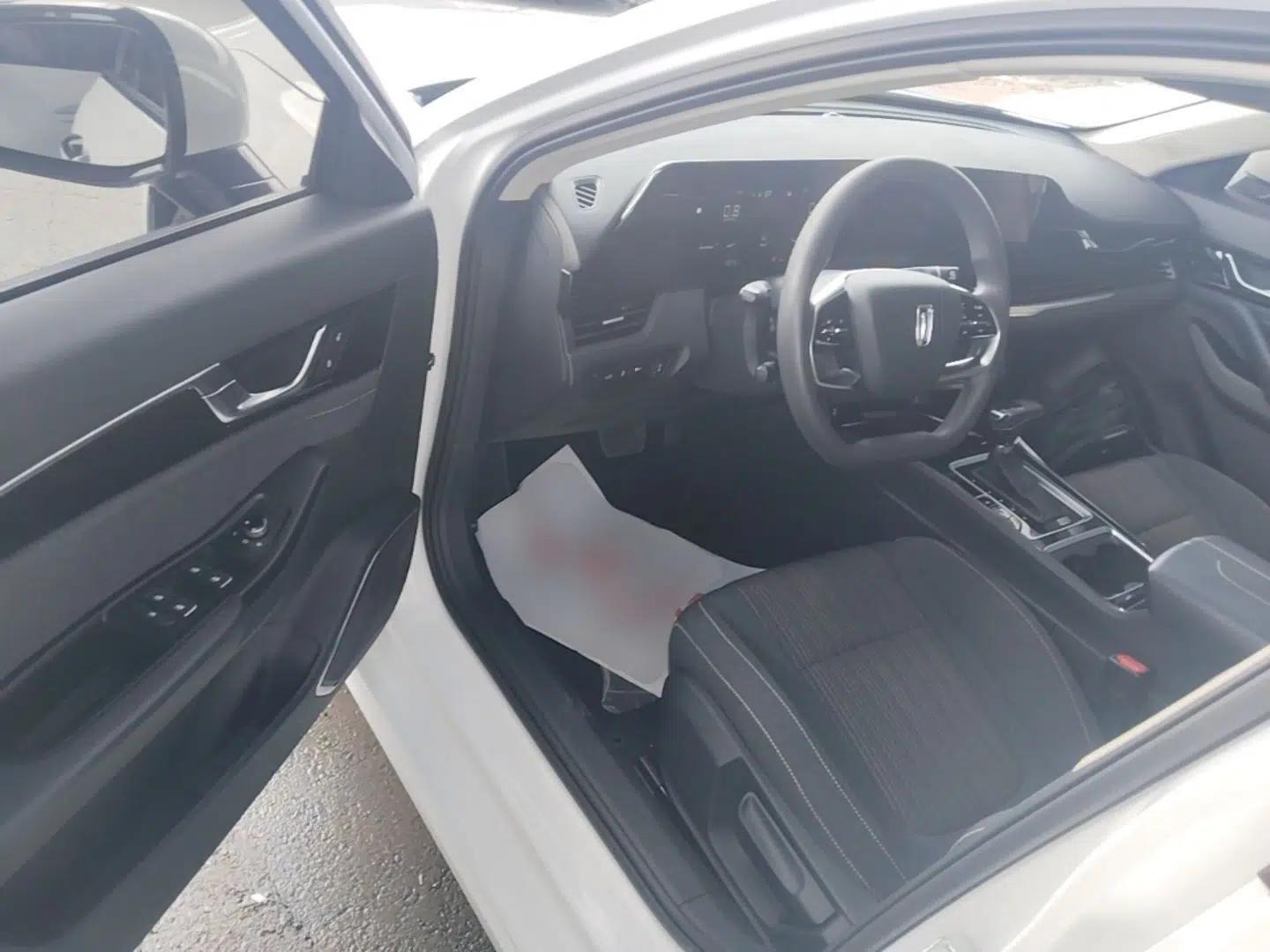 Bestune B70 2021 1.5T Automatic Enjoyment Model — миниатюра 18