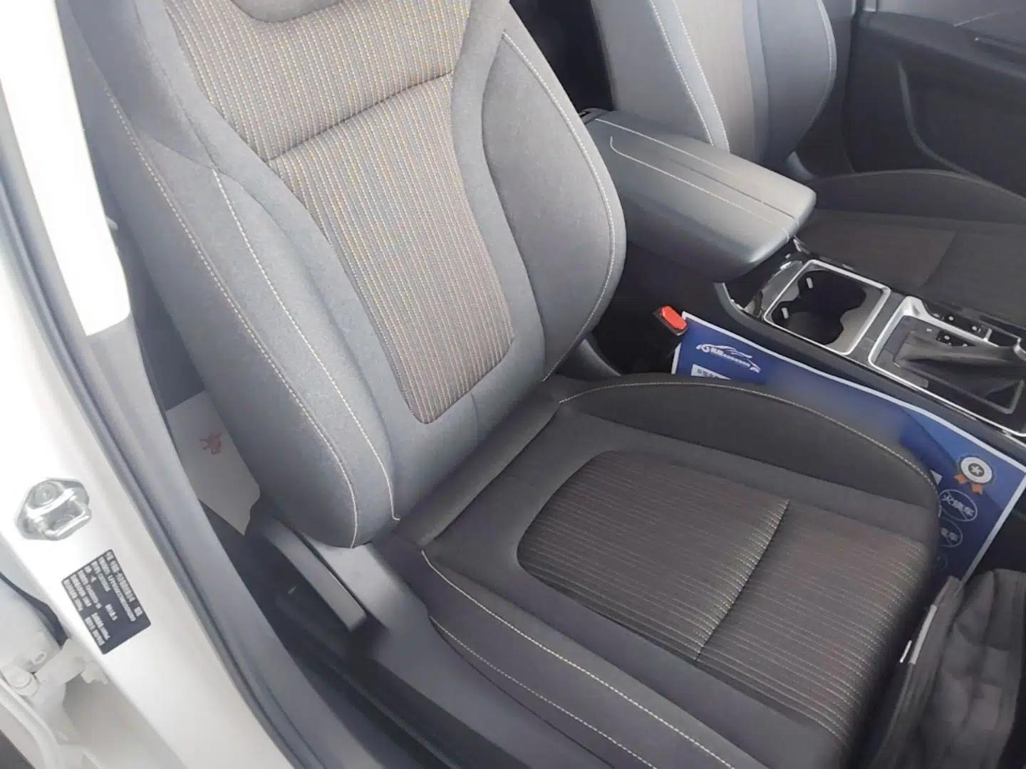 Bestune B70 2021 1.5T Automatic Enjoyment Model — миниатюра 19