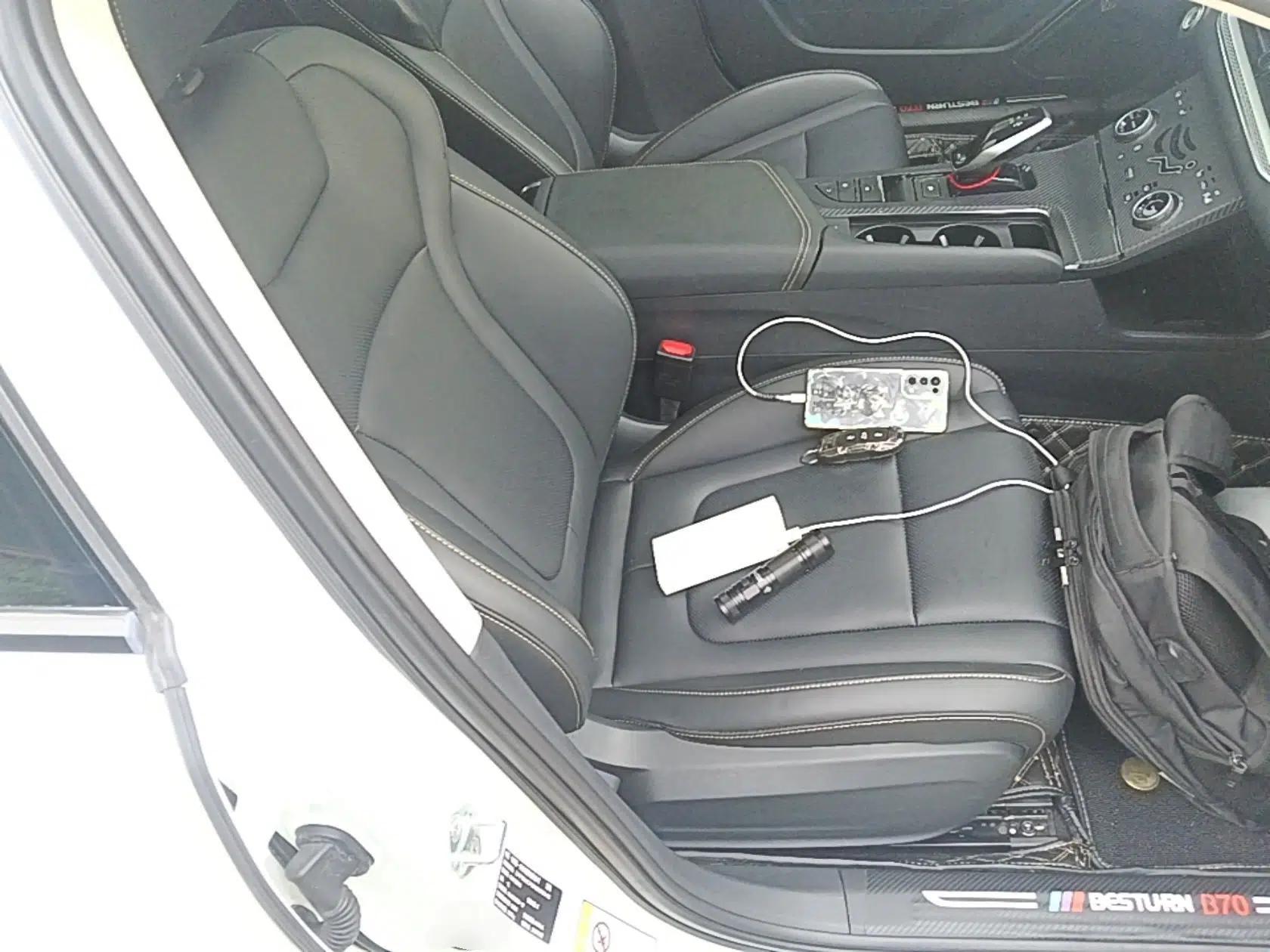 Bestune B70 2022 Third Generation 1.5T Automatic Premium Edition — миниатюра 19