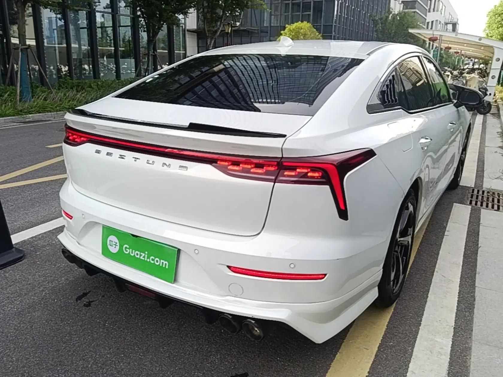 Bestune B70 2022 Third Generation 1.5T Automatic Premium Edition — миниатюра 6