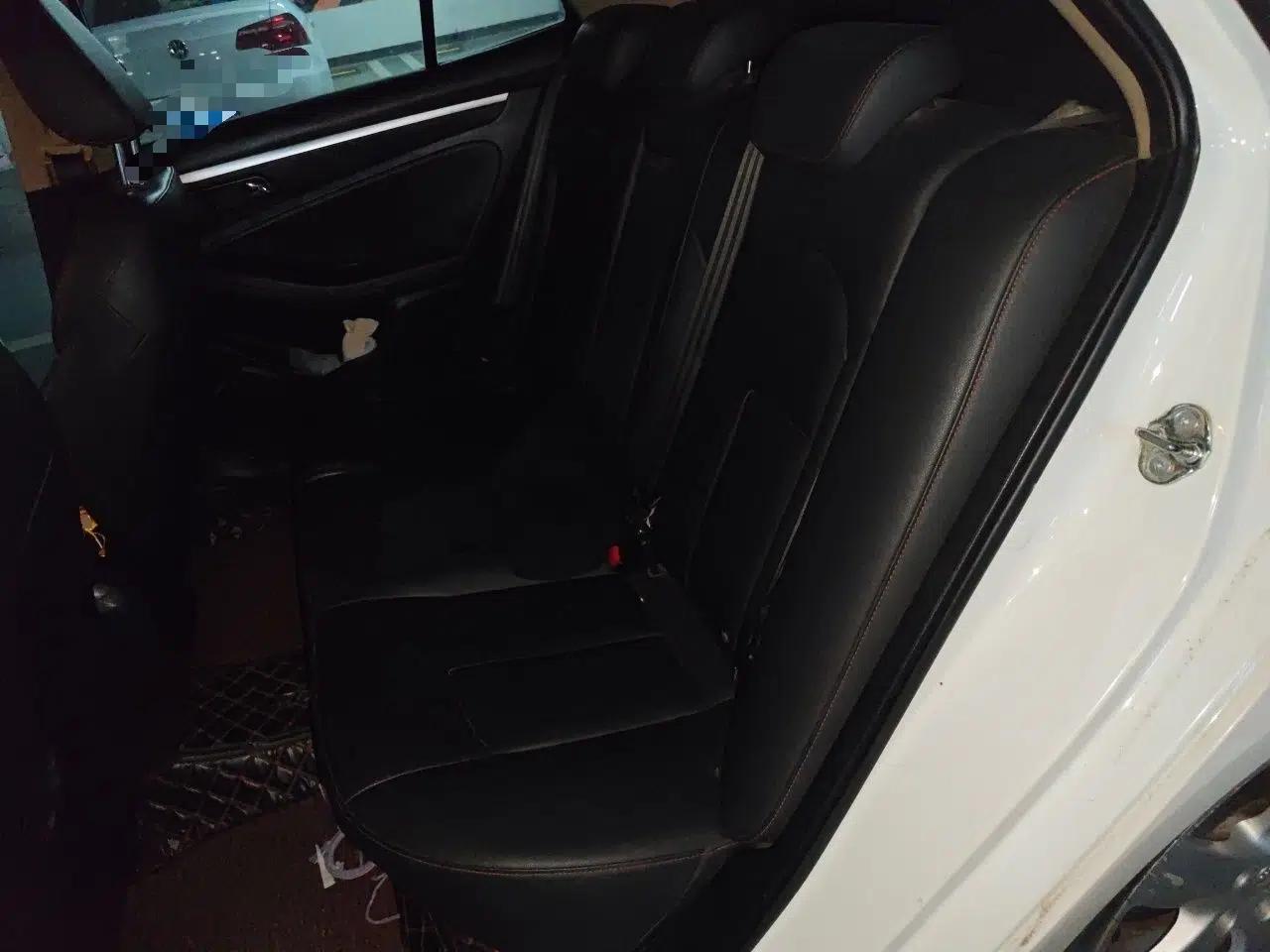 Bestune B70 2014 2.0L manual luxury version — миниатюра 17