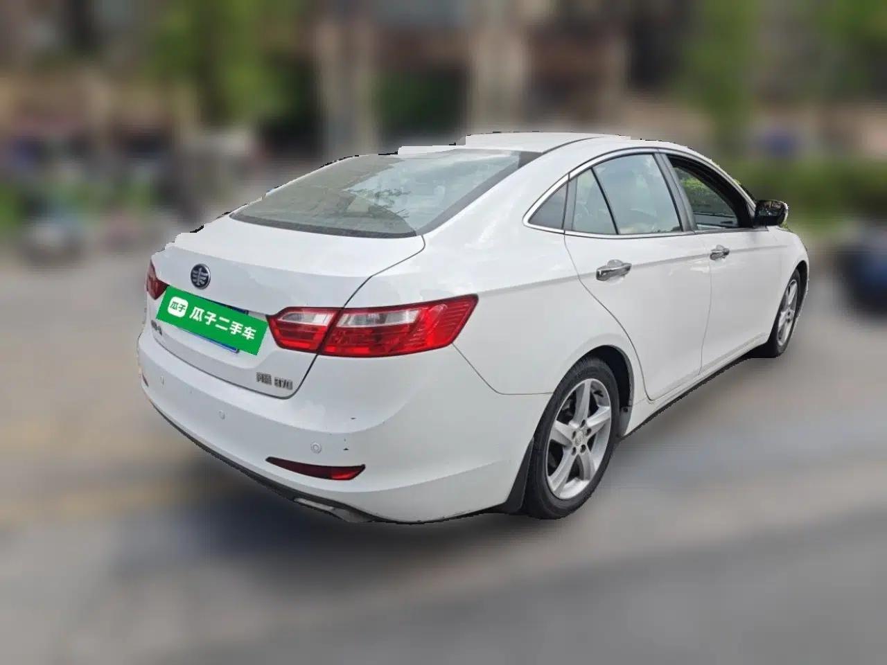 Bestune B70 2014 2.0L manual luxury version — миниатюра 6