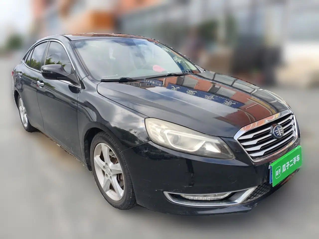 Bestune B70 2014 2.0L automatic comfort version — миниатюра 3