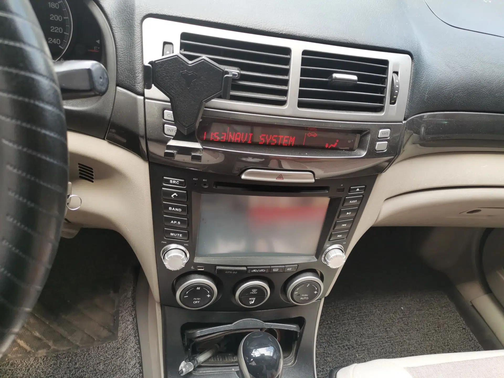 Bestune B70 2006 2.0L Automatic Special Edition Commemorative Version — миниатюра 13