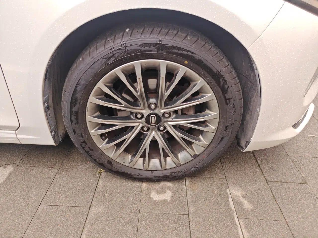 Bestune B70 2022 Third Generation 1.5T Automatic Enjoyment Version — миниатюра 8