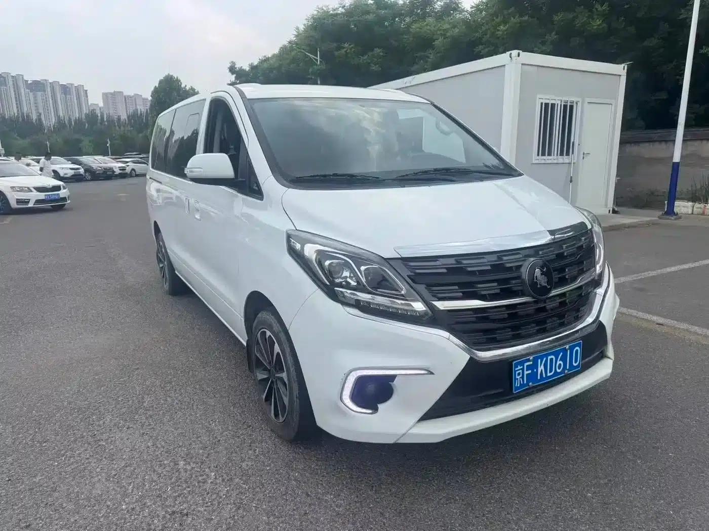 Fengxing M7 2022 Leading Edition 2.0T Automatic Earl Edition — миниатюра 3