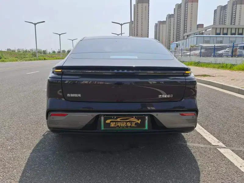 Galaxy Starry Night 8 PHEV 2026 Model 225km EM-i Voyager Galaxy Edition — миниатюра 5