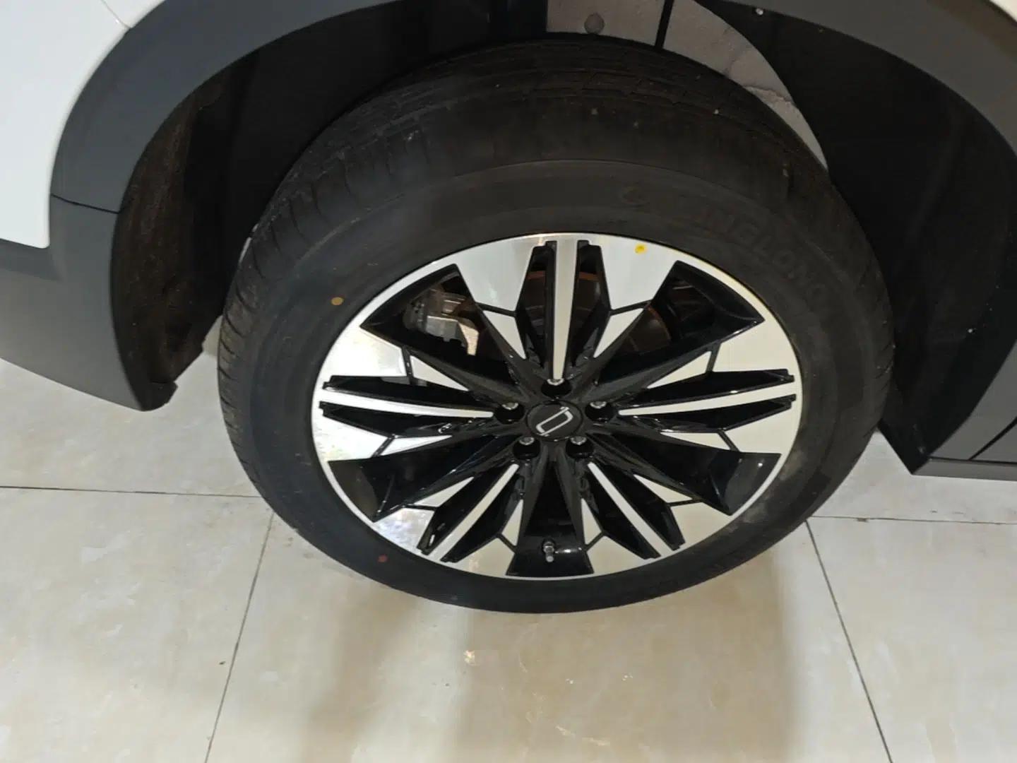 Bestune T77 2023 1.5T Automatic Luxury Model — миниатюра 11