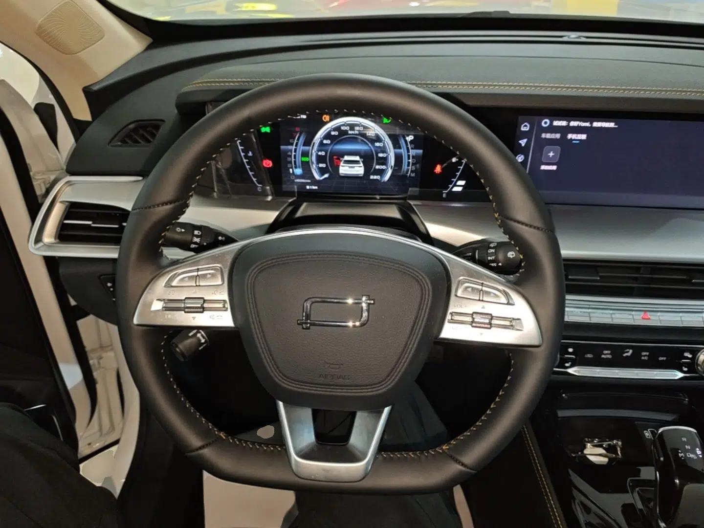 Bestune T77 2023 1.5T Automatic Luxury Model — миниатюра 13