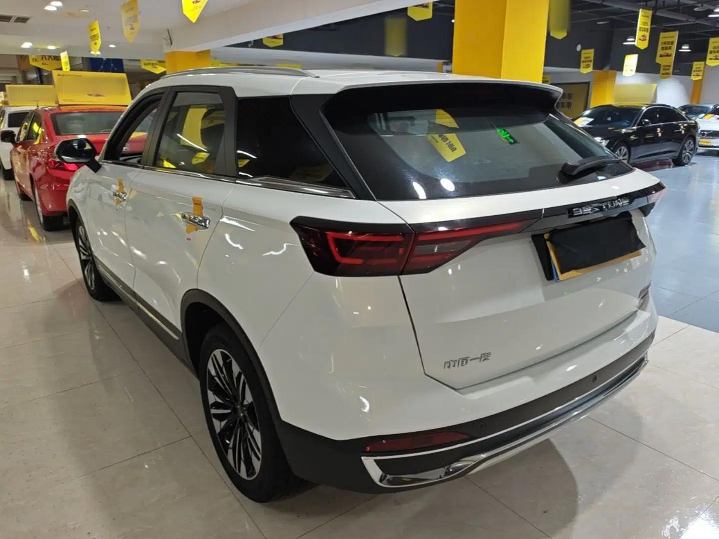 Bestune T77 2023 1.5T Automatic Luxury Model — миниатюра 4