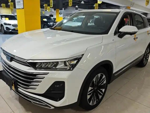 Bestune T77 2023 1.5T Automatic Luxury Model