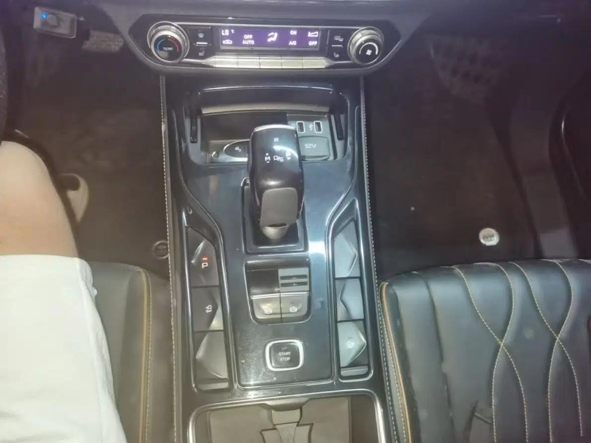 Bestune T77 2023 1.5T Automatic Luxury Model — миниатюра 16