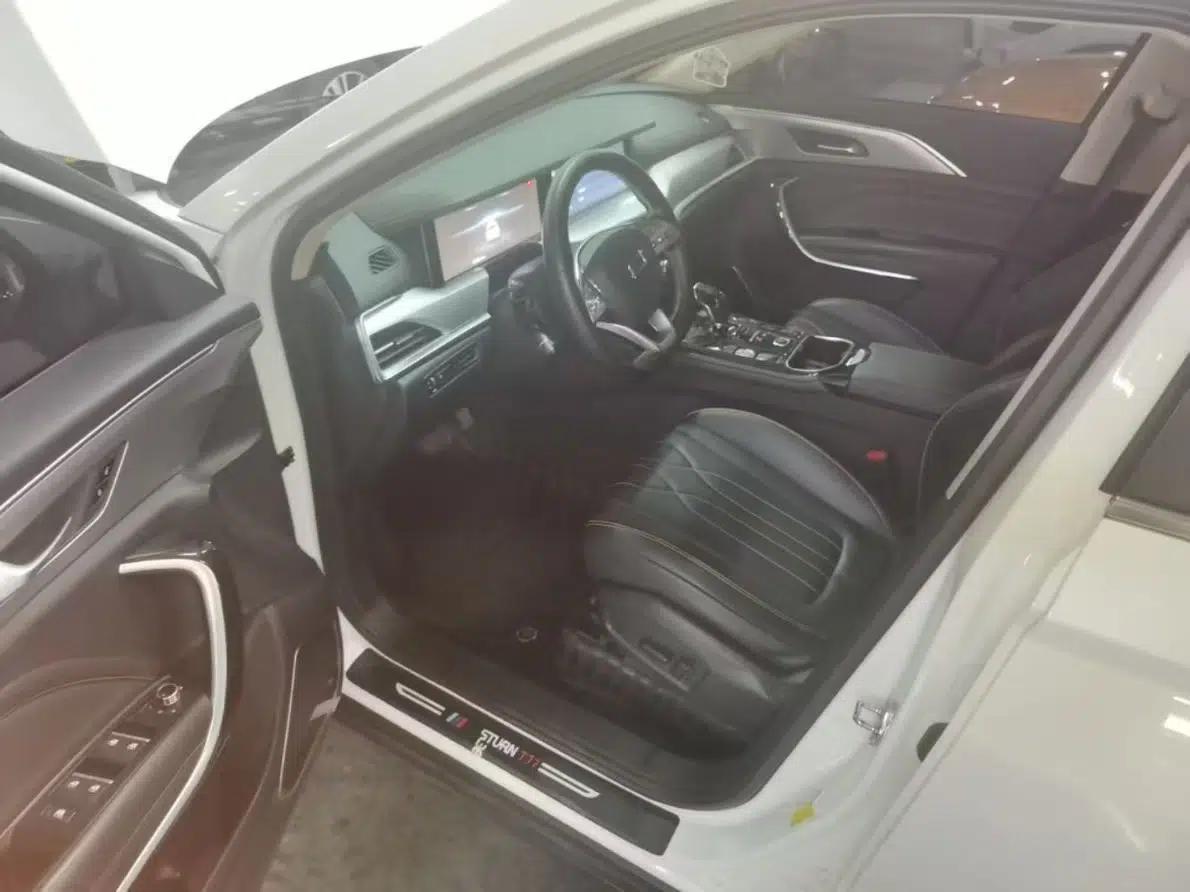 Bestune T77 2023 1.5T Automatic Luxury Model — миниатюра 18