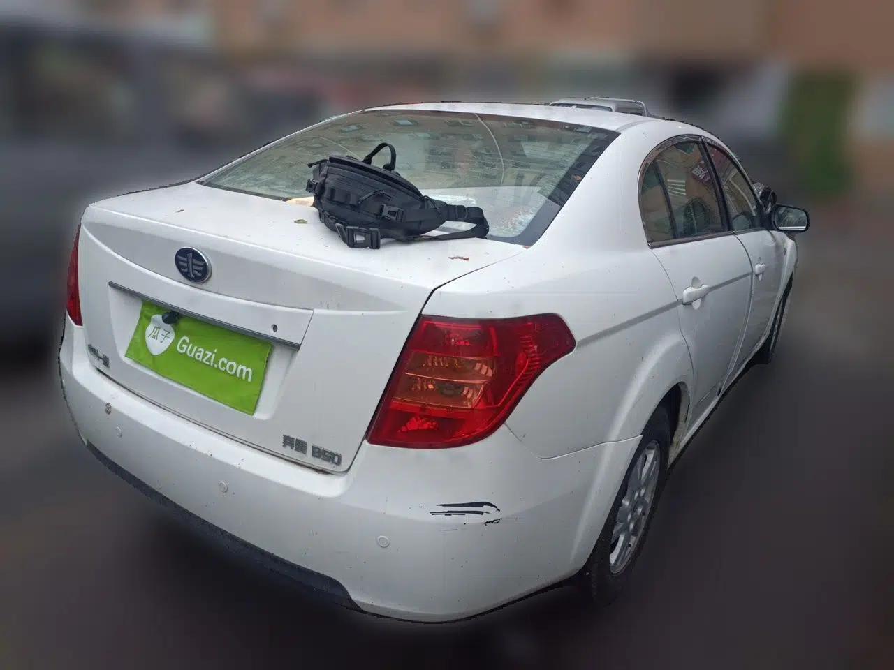 Bestune B50 2011 1.6L Manual Prestige Edition — миниатюра 6
