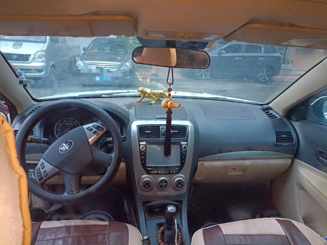 Bestune B50 2011 1.6L Manual Prestige Edition — миниатюра 9