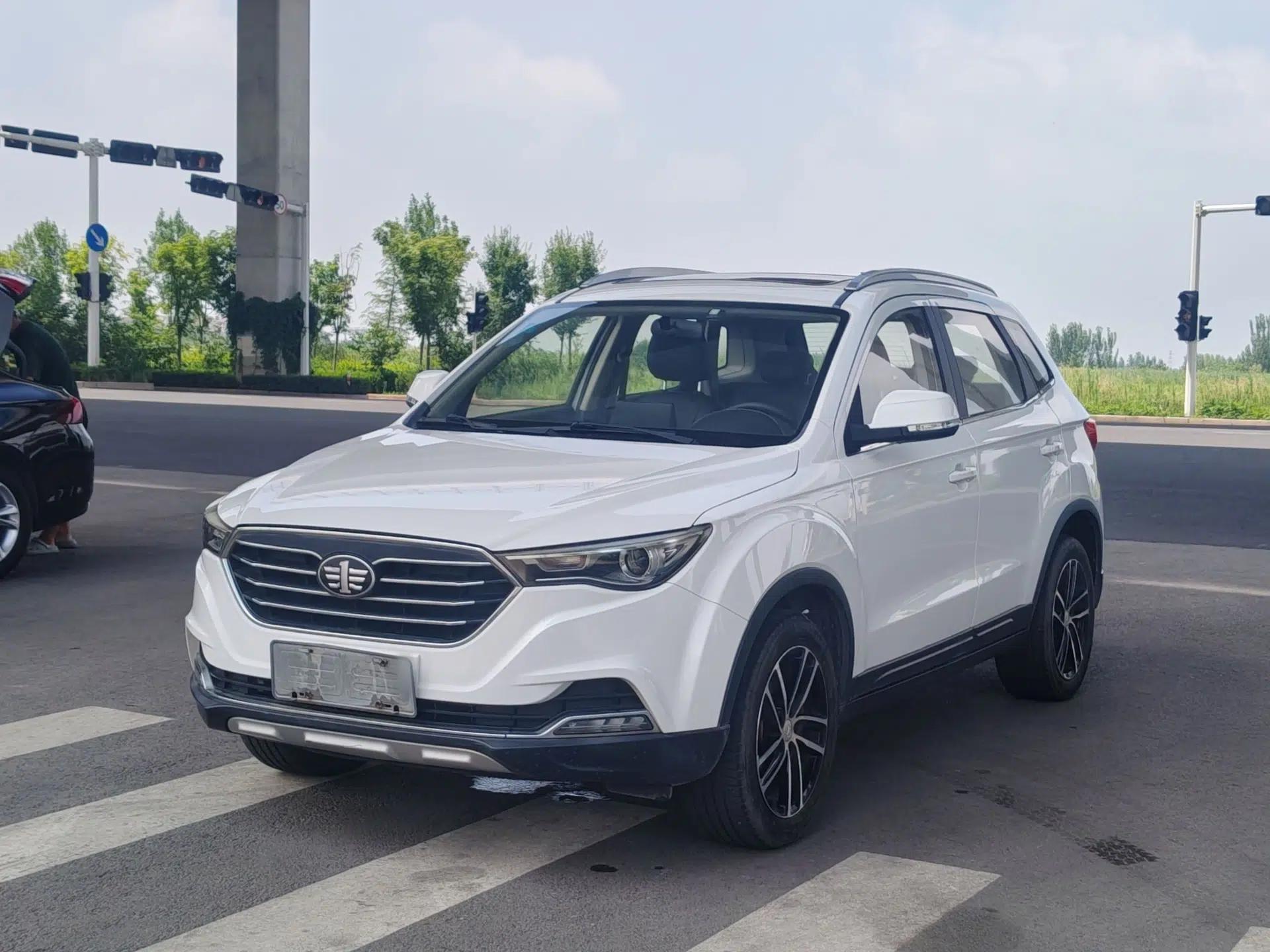 Bestune X40 2017 1.6L Automatic Luxury Model — миниатюра 1