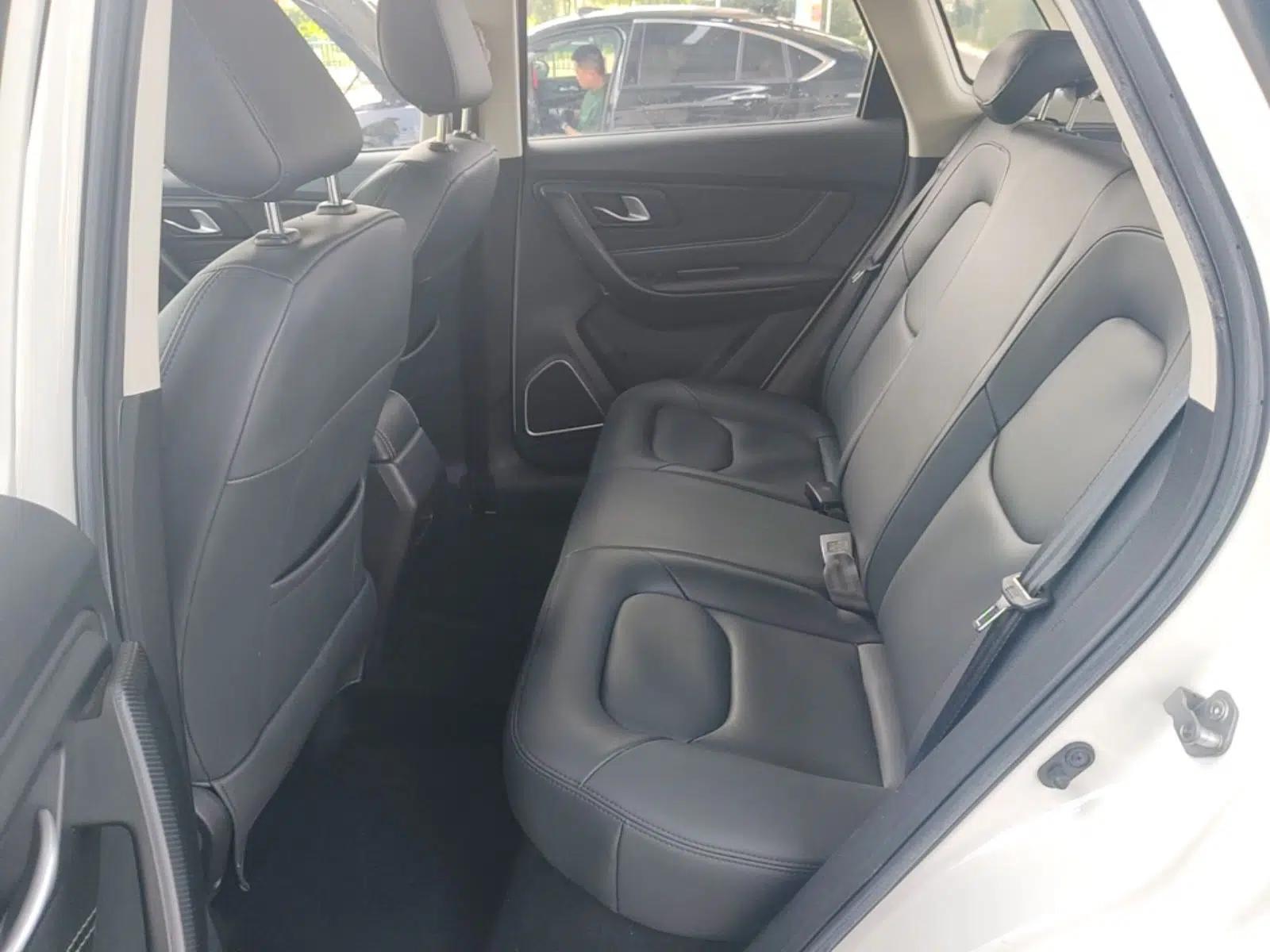 Bestune X40 2017 1.6L Automatic Luxury Model — миниатюра 20