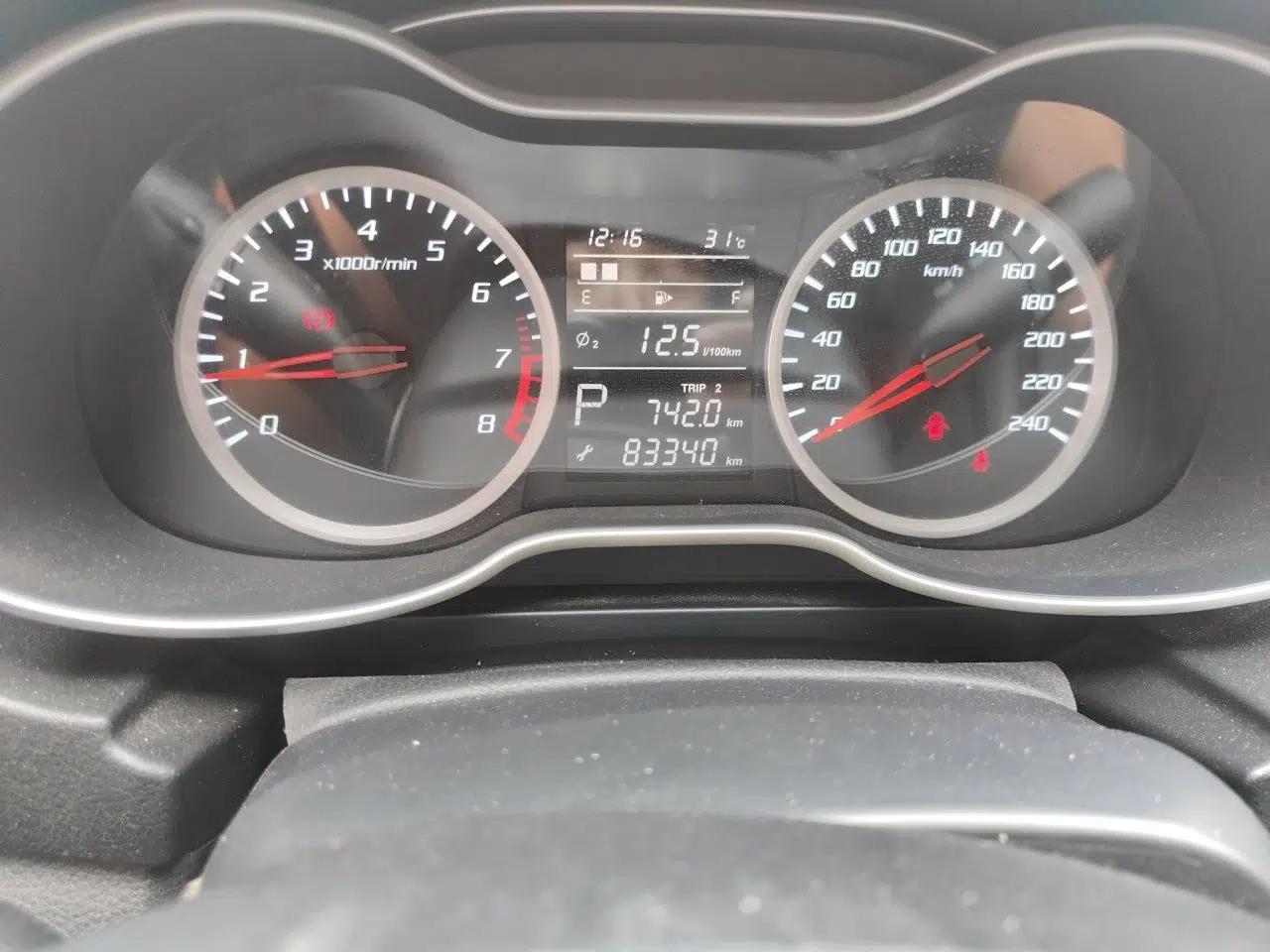 Bestune X40 2019 1.6L Automatic Luxury Version China V Emission Standard — миниатюра 12