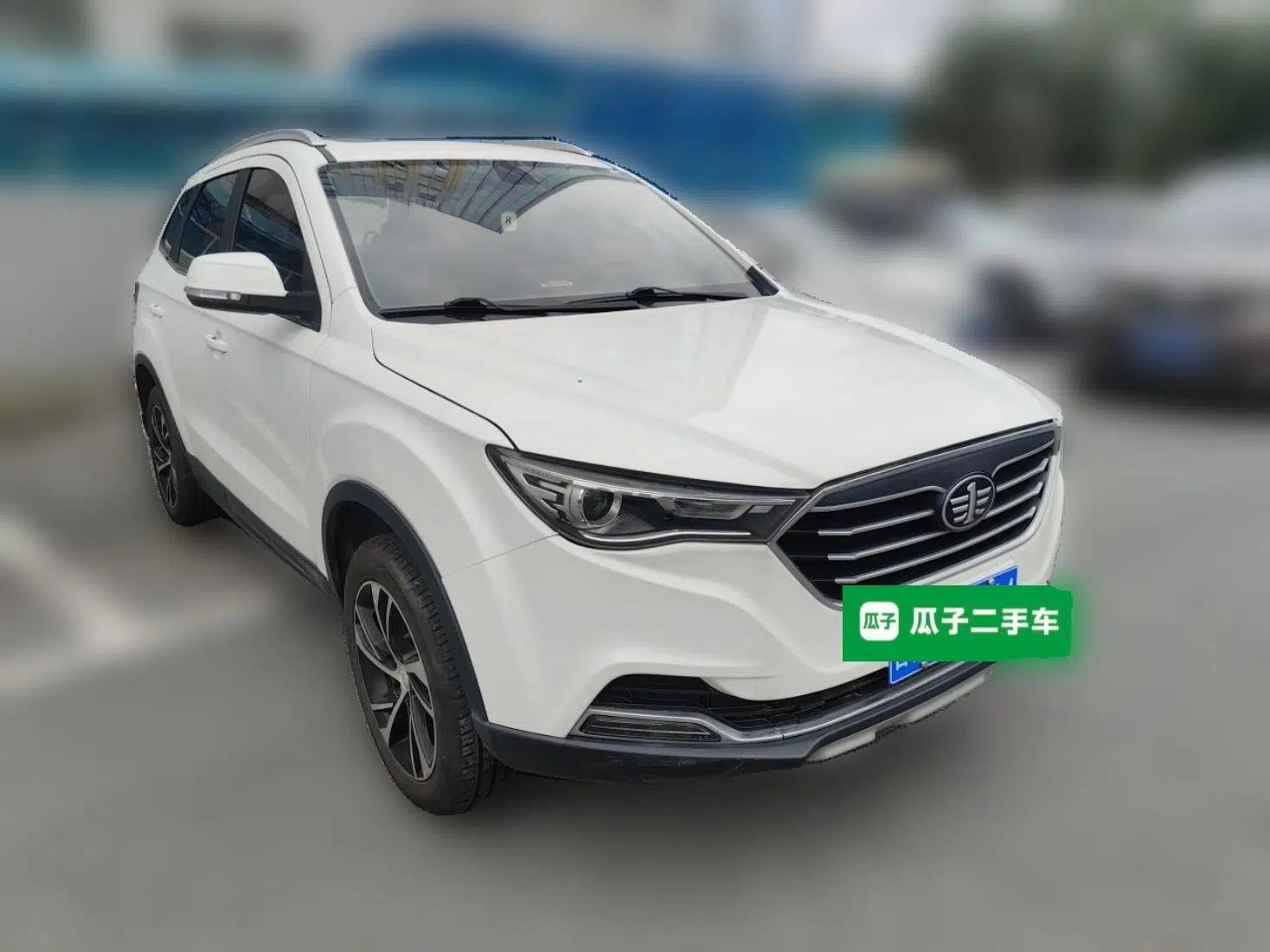 Bestune X40 2019 1.6L Automatic Luxury Version China V Emission Standard — миниатюра 3