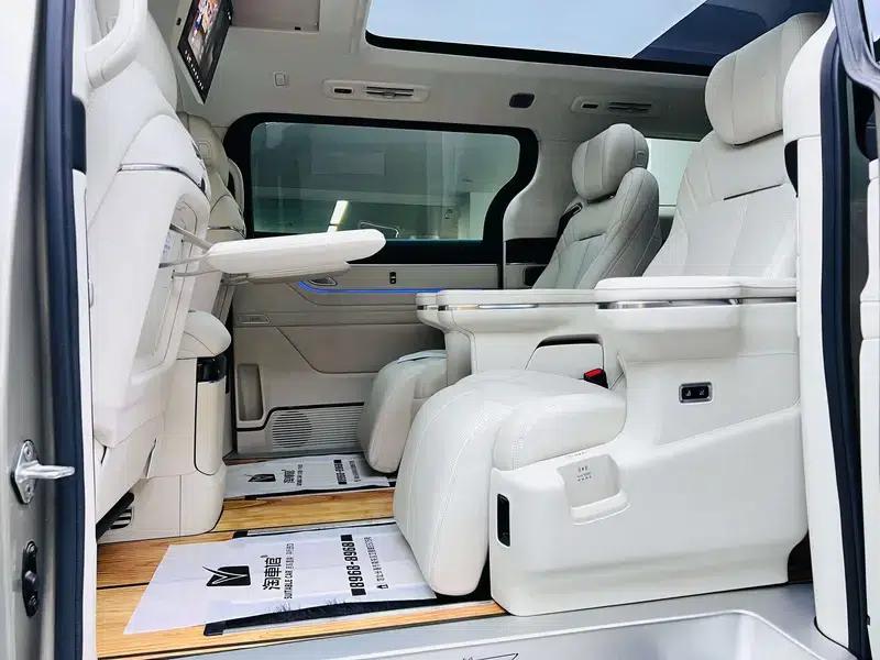 Galaxy V900 2026 Golden Sunshine Collector's Edition — миниатюра 18
