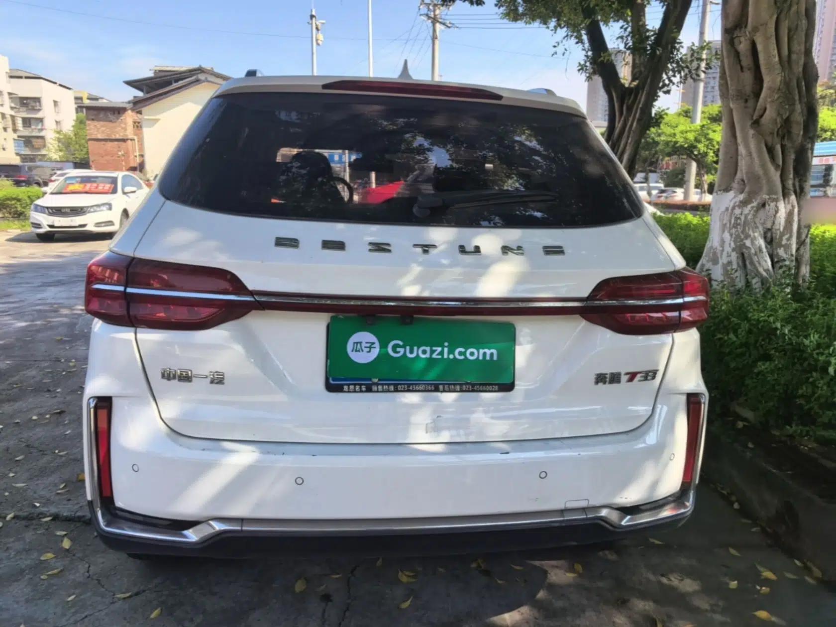 Bestune T33 2019 1.6L Automatic Luxury Edition China VI — миниатюра 5