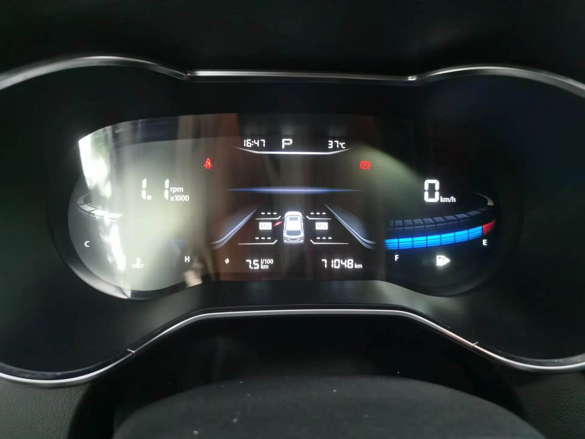 Bestune T33 2021 1.2T DCT Luxury Model — миниатюра 11