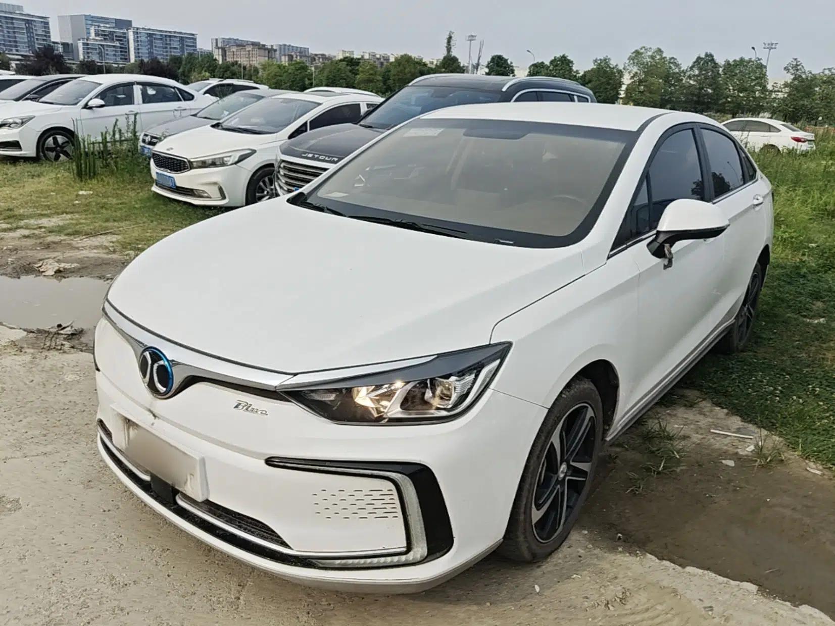 BAIC Beijing EU5 2019 R500 Smart Wind Edition — миниатюра 1