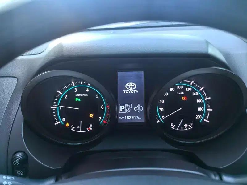 2010 Prado 4.0L Automatic VX — миниатюра 12