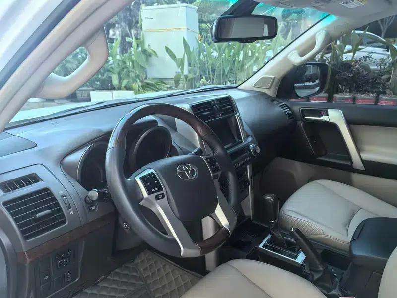 2010 Prado 4.0L Automatic VX — миниатюра 9