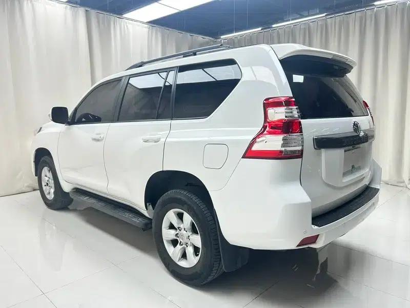 2014 Prado 2.7T Automatic 4WD 5-Seater Factory Custom Edition — миниатюра 4