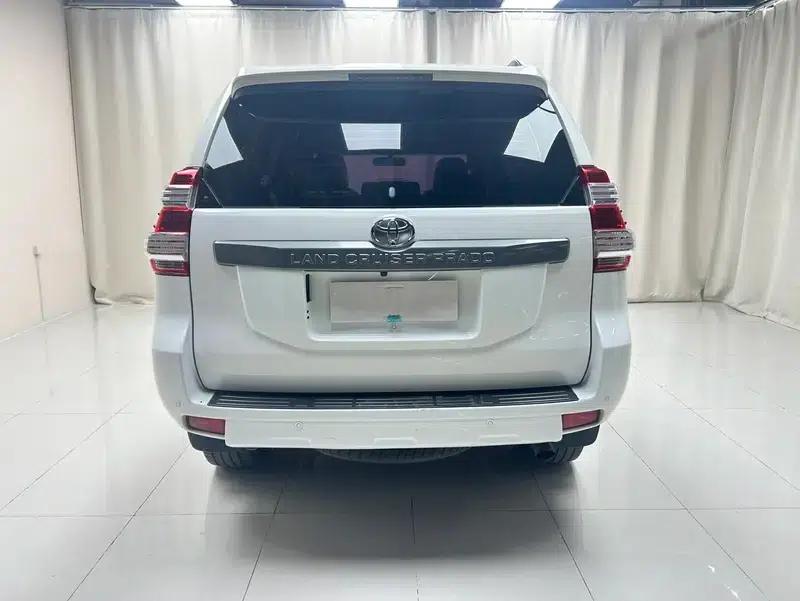 2014 Prado 2.7T Automatic 4WD 5-Seater Factory Custom Edition — миниатюра 5