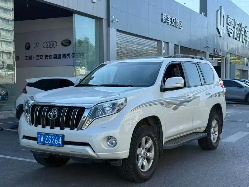 2016 Prado 2.7L Automatic Luxury Edition — миниатюра 1