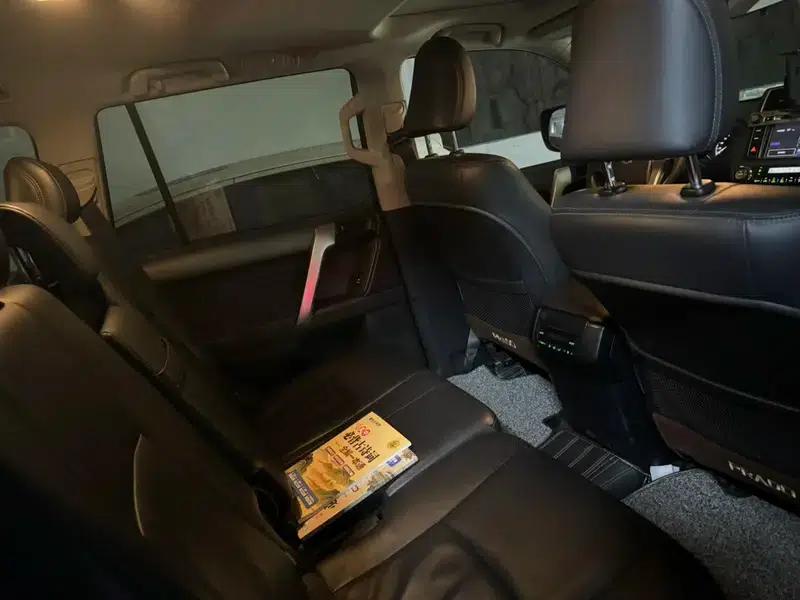 2016 Prado 2.7L Automatic Luxury Edition — миниатюра 11