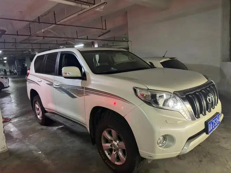 2016 Prado 2.7L Automatic Luxury Edition — миниатюра 3