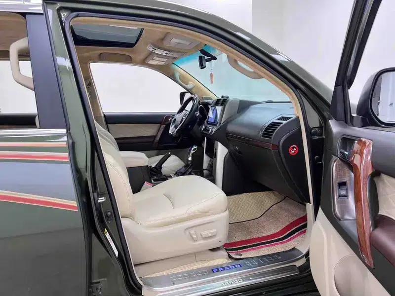 2010 Prado 4.0L Automatic VX NAVI — миниатюра 27