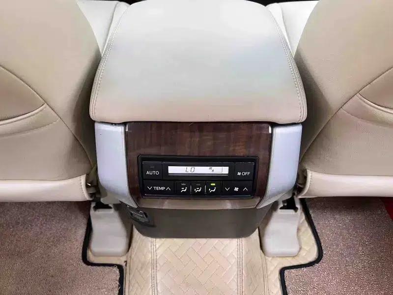 2010 Prado 4.0L Automatic VX NAVI — миниатюра 9