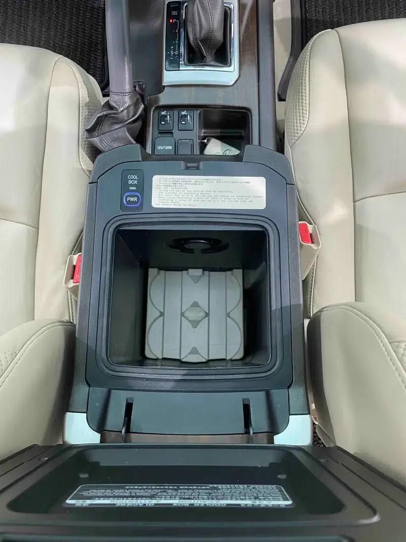 2010 Prado 4.0L Automatic VX — миниатюра 11