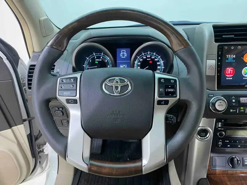 2010 Prado 4.0L Automatic VX — миниатюра 16