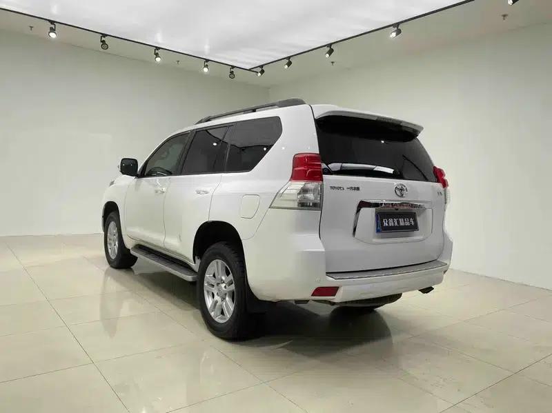 2010 Prado 4.0L Automatic VX — миниатюра 4