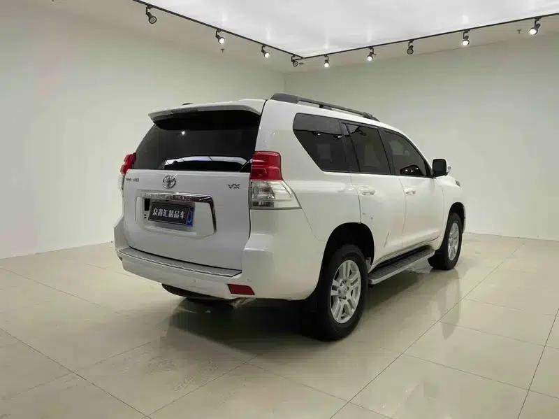 2010 Prado 4.0L Automatic VX — миниатюра 6