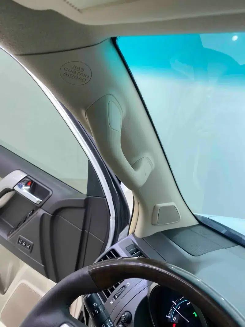 2010 Prado 4.0L Automatic VX — миниатюра 9