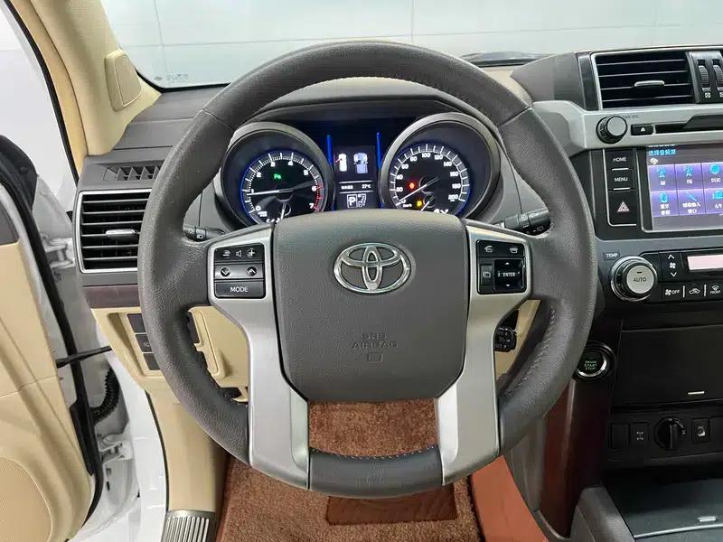 2014 Prado 4.0L Automatic TX-L — миниатюра 11