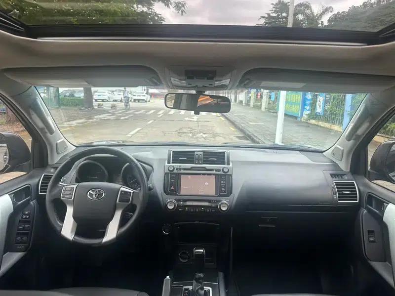 2016 Prado 2.7L Automatic Luxury Edition — миниатюра 11