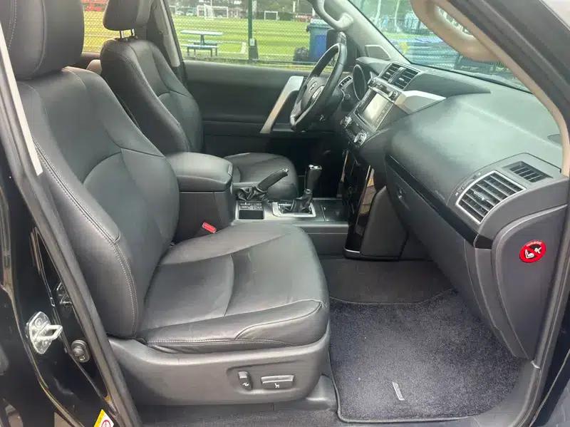 2016 Prado 2.7L Automatic Luxury Edition — миниатюра 16