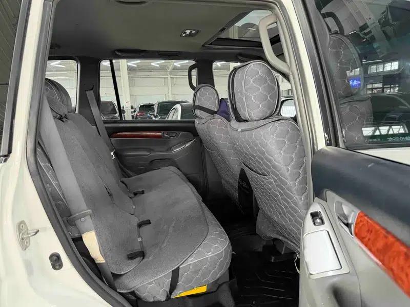 2005 Prado 4.0L Automatic GX Luxury Edition — миниатюра 16