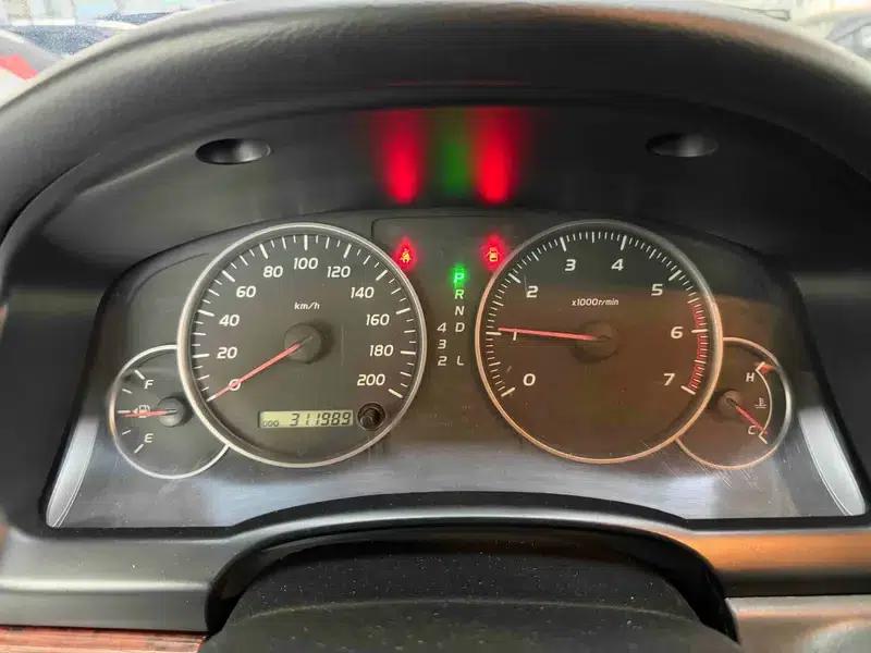 2005 Prado 4.0L Automatic GX Luxury Edition — миниатюра 10