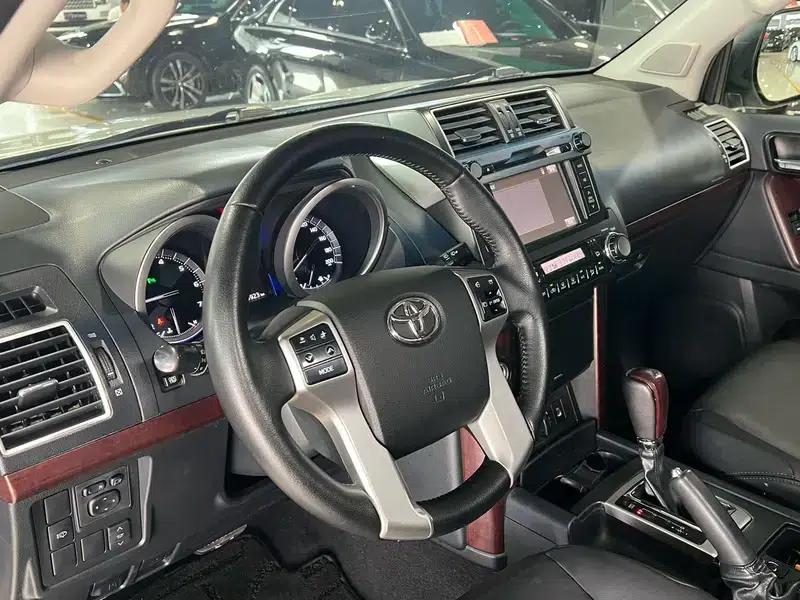 2016 Prado 3.5L Automatic TX-L — миниатюра 17