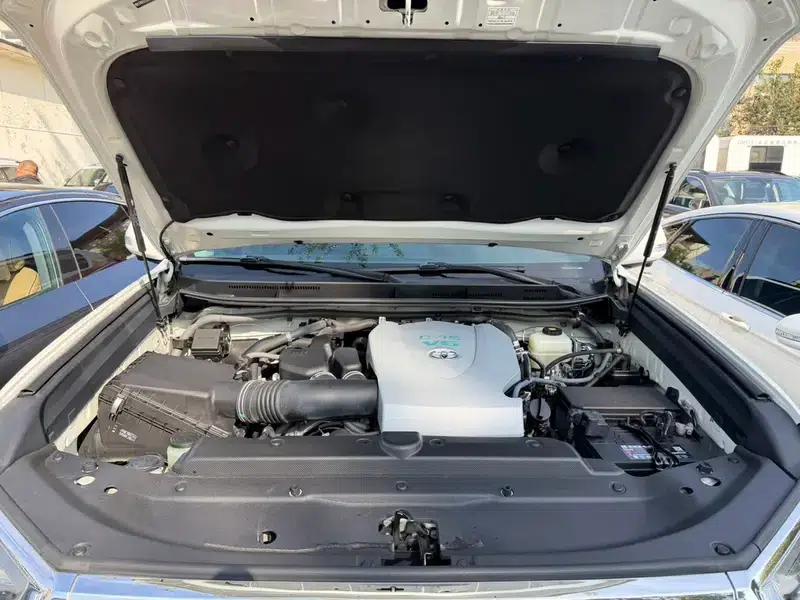 2019 Prado 3.5L Automatic TX-L Premium Edition — миниатюра 6