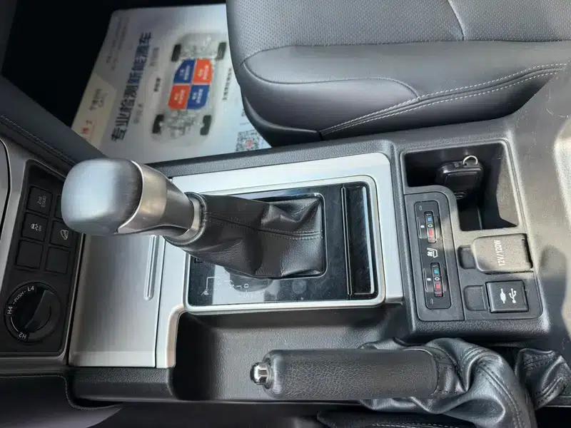 2019 Prado 3.5L Automatic TX-L Premium Edition — миниатюра 9
