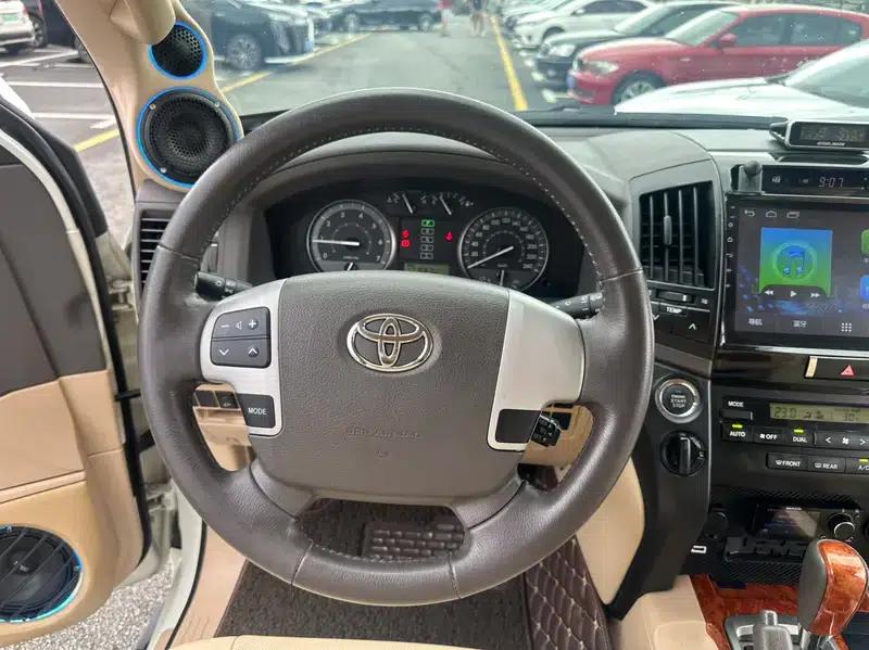 TGS Land Cruiser 2016 4.0T Automatic 4WD 5-seater Parallel Import — миниатюра 18